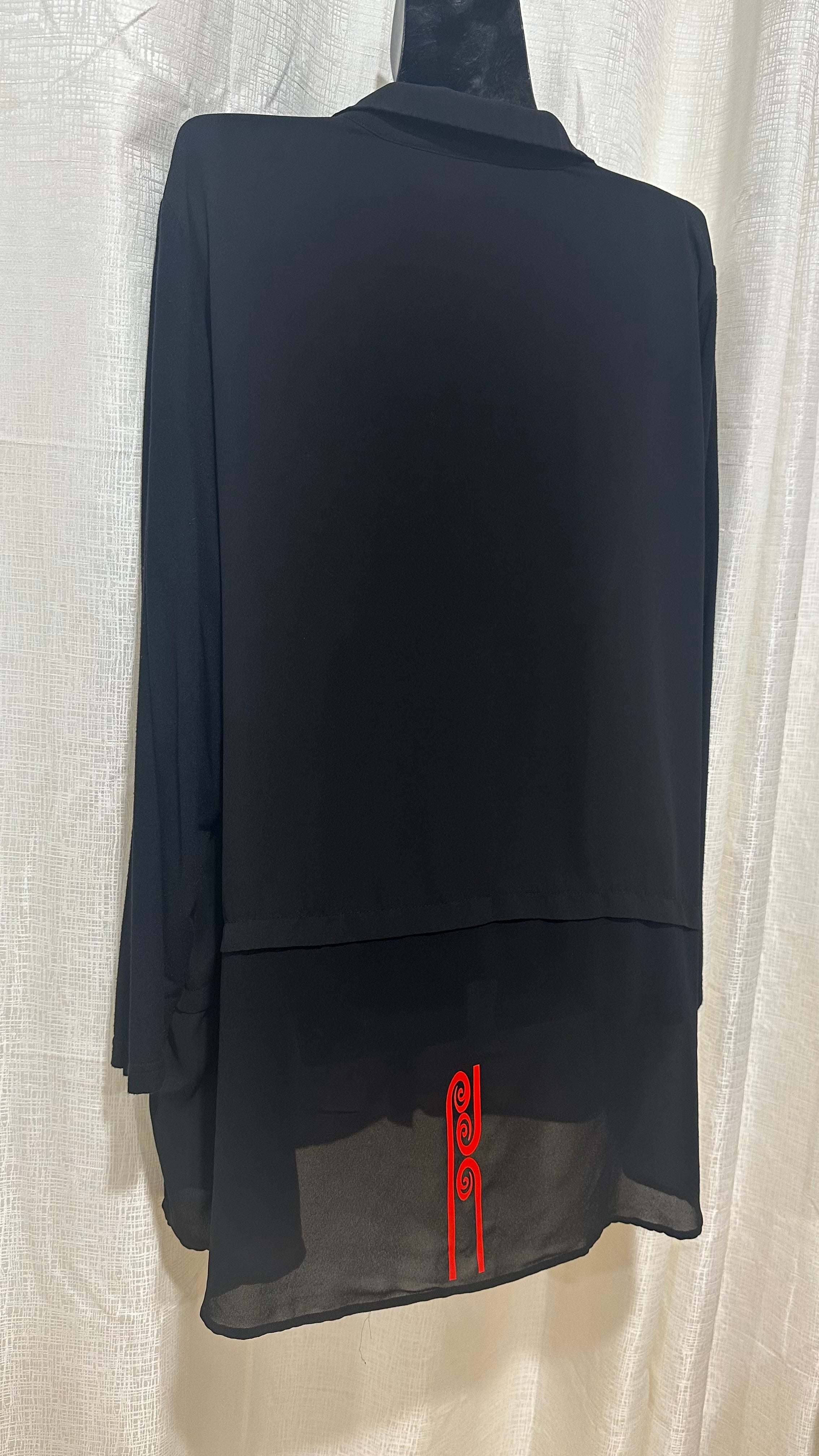 Wahine Top n Black x Size 26 x