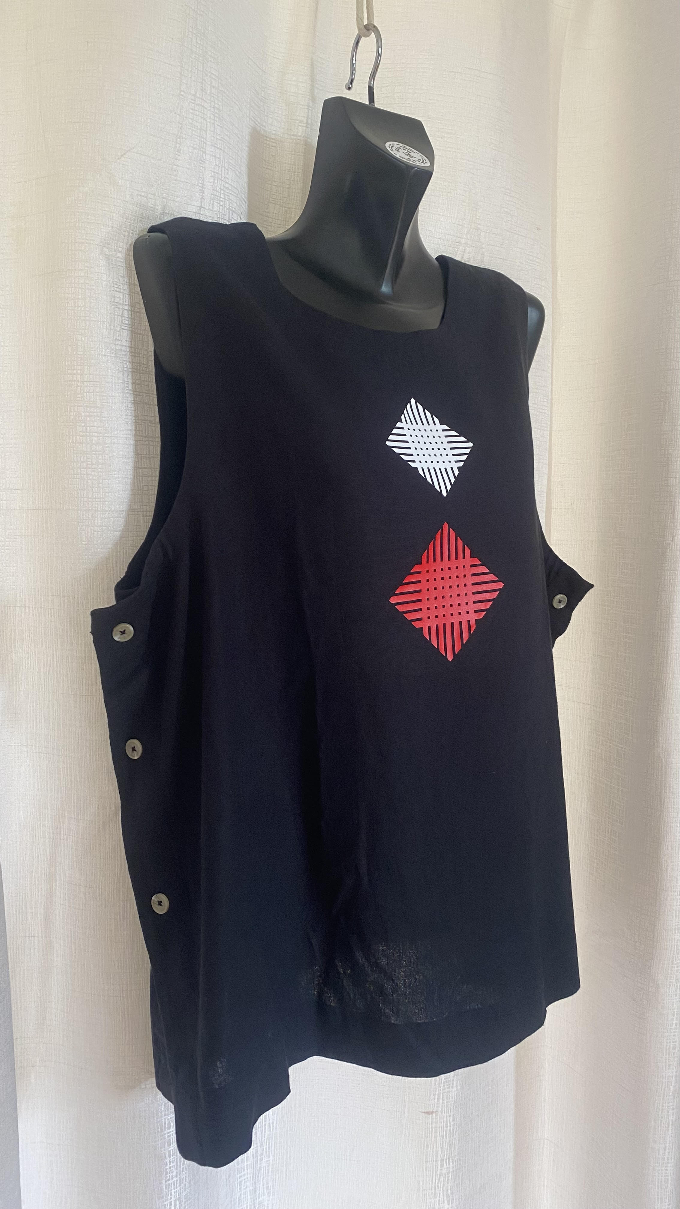 Wahine Singlet n Black x Size 18 x