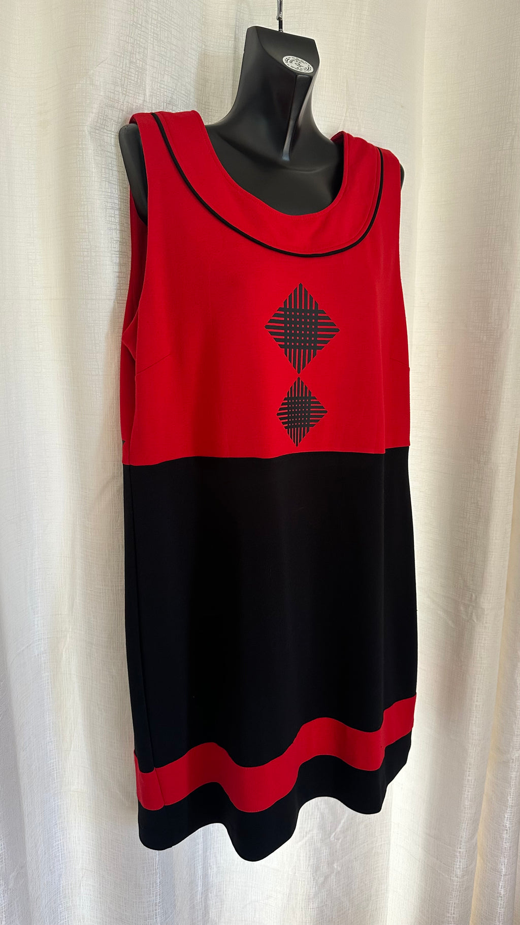 Midi Dress n Red & Black  x Size 18 x