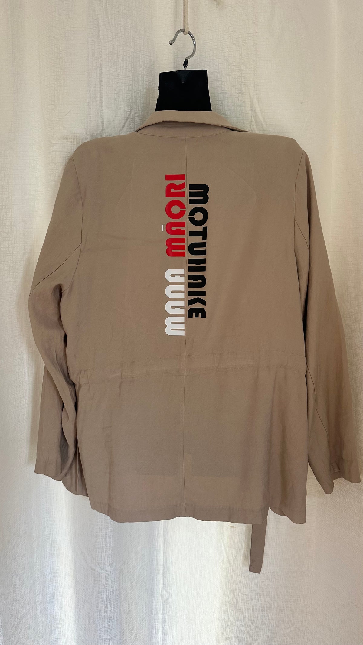 STATEMENT Coat n Beige x Size 18 x