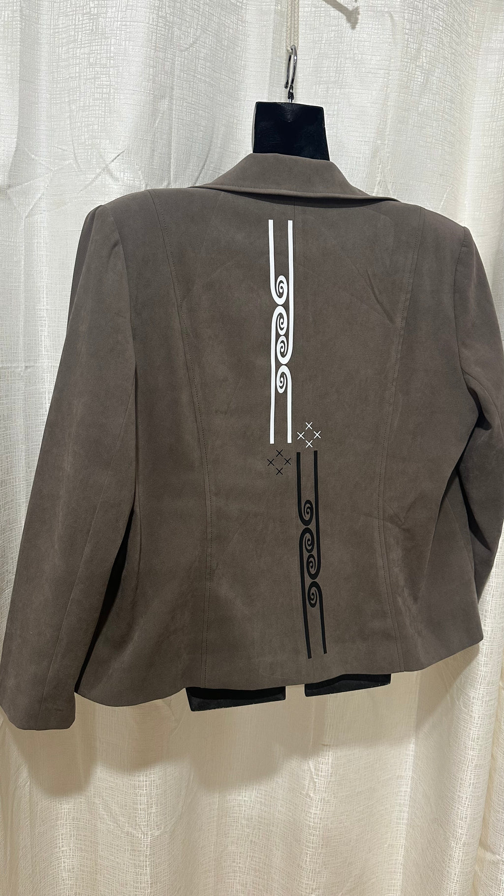 STATEMENT Jacket n Brown x Size 16 x
