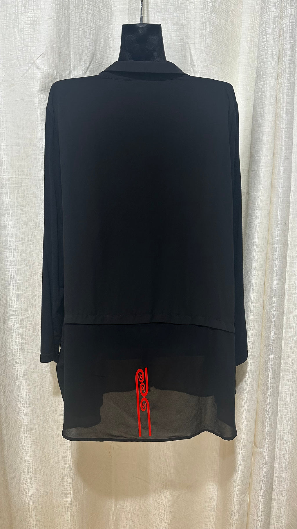 Wahine Top n Black x Size 26 x