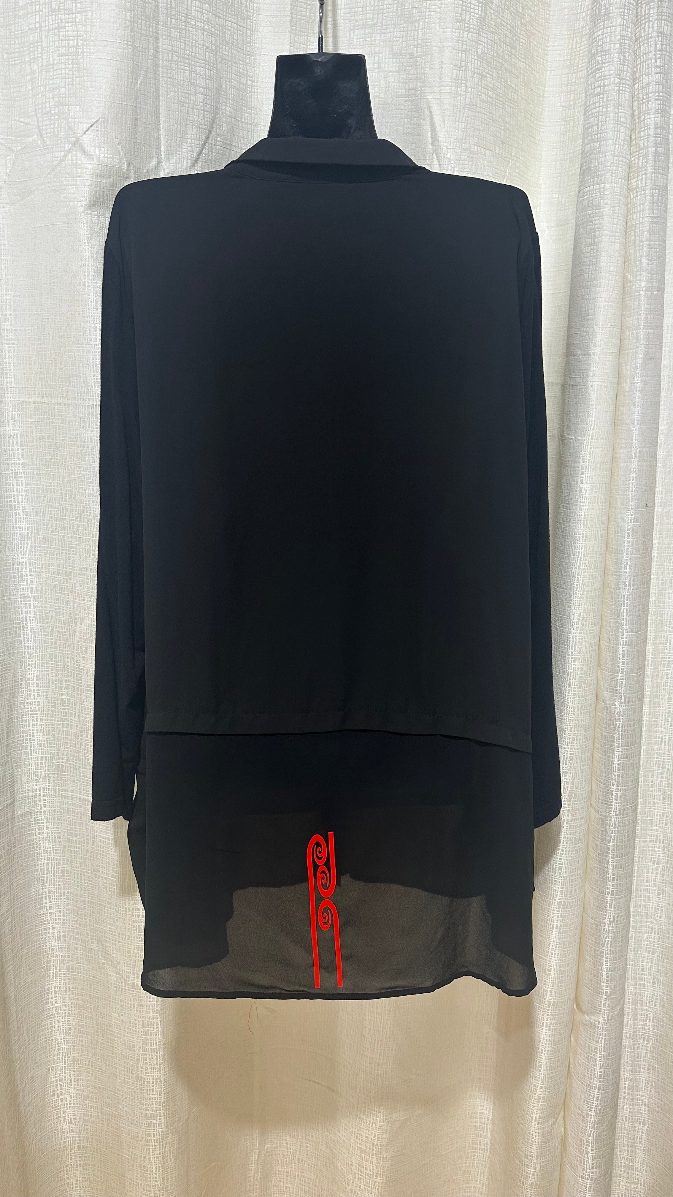 Wahine Top n Black x Size 26 x