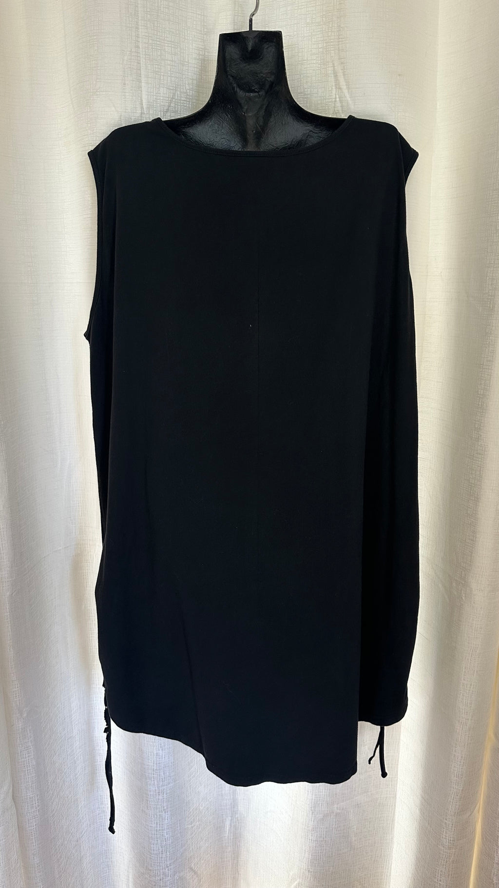 Wahine Singlet n Black x Size 24 x