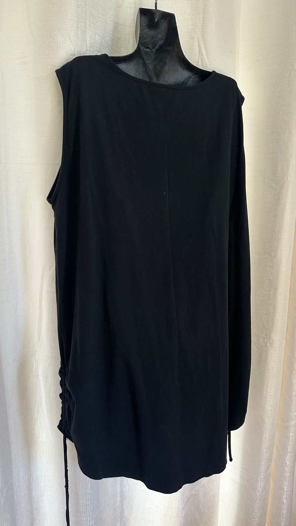 Wahine Singlet n Black x Size 24 x