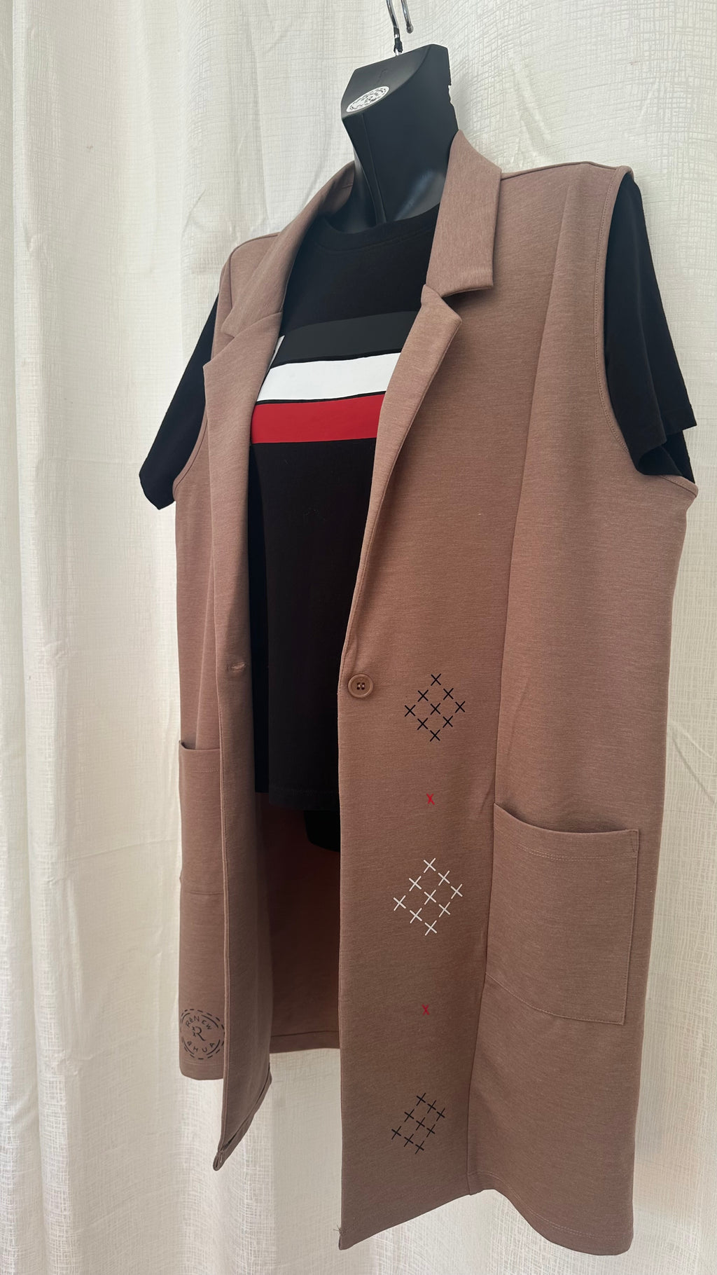 Vest n Beige x Size 16 x