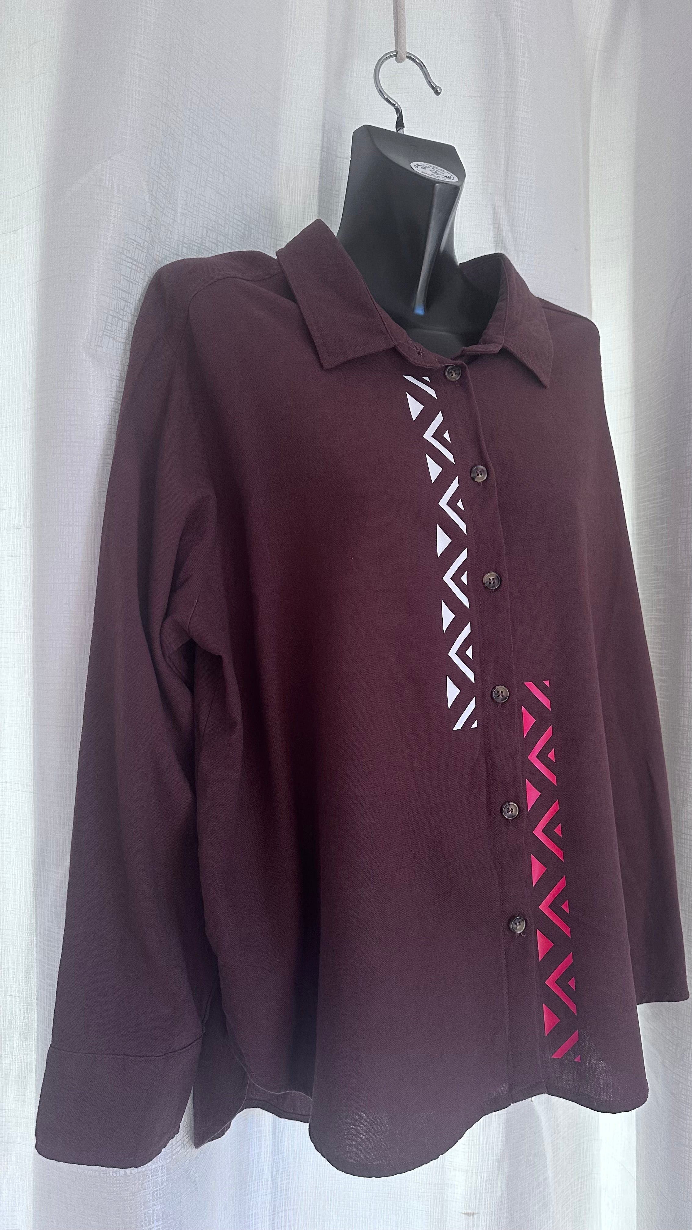 Wahine Shirt n Burgundy x Size 16 x