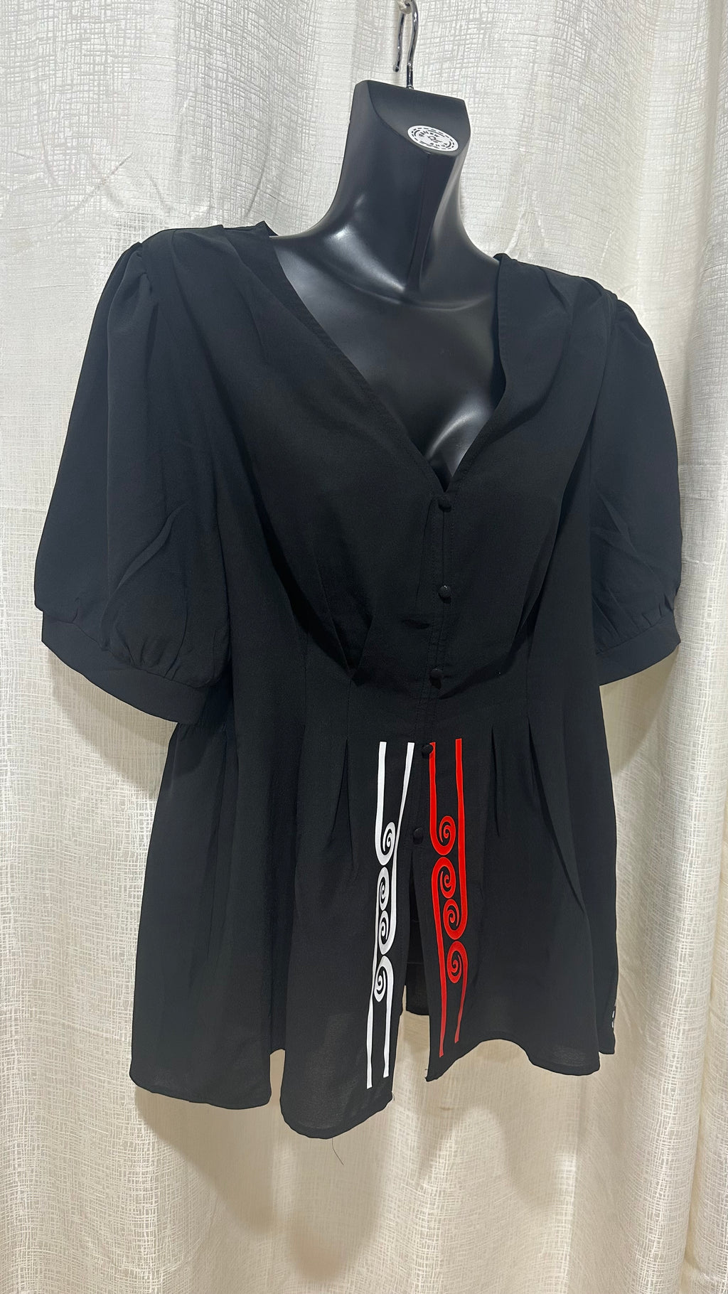 Wahine Top n Black x Size 16 x