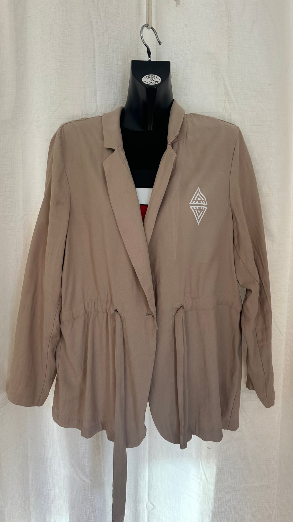 STATEMENT Coat n Beige x Size 18 x