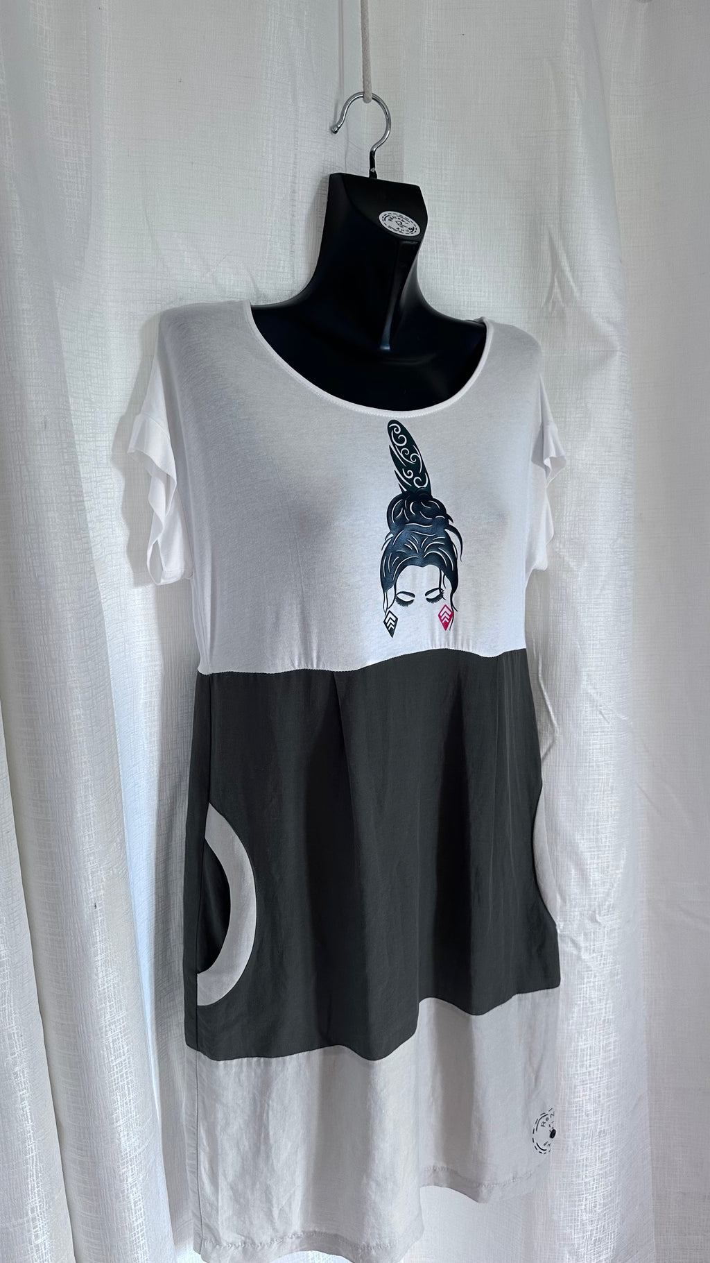 Mana Wahine Dress Neutral tones x Size 10 x
