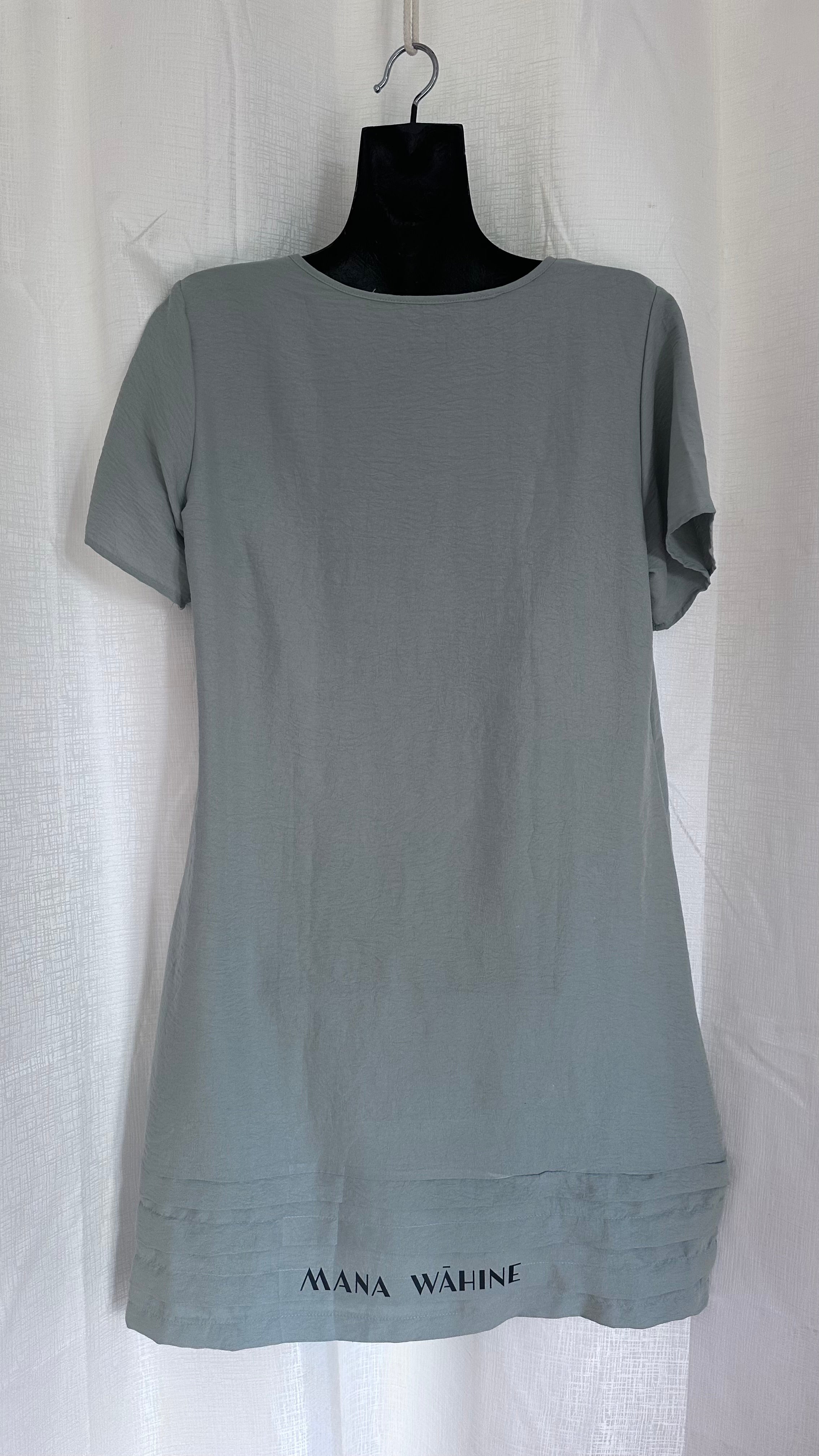 Short Dress n Sage x Size 14 x