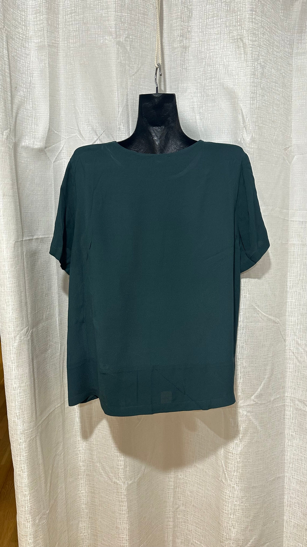 Wahine Top n Green x Size 18 x