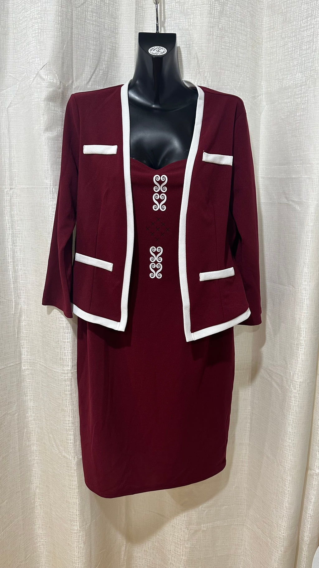 One piece Midi Dress n Burgundy  x Size 12 x