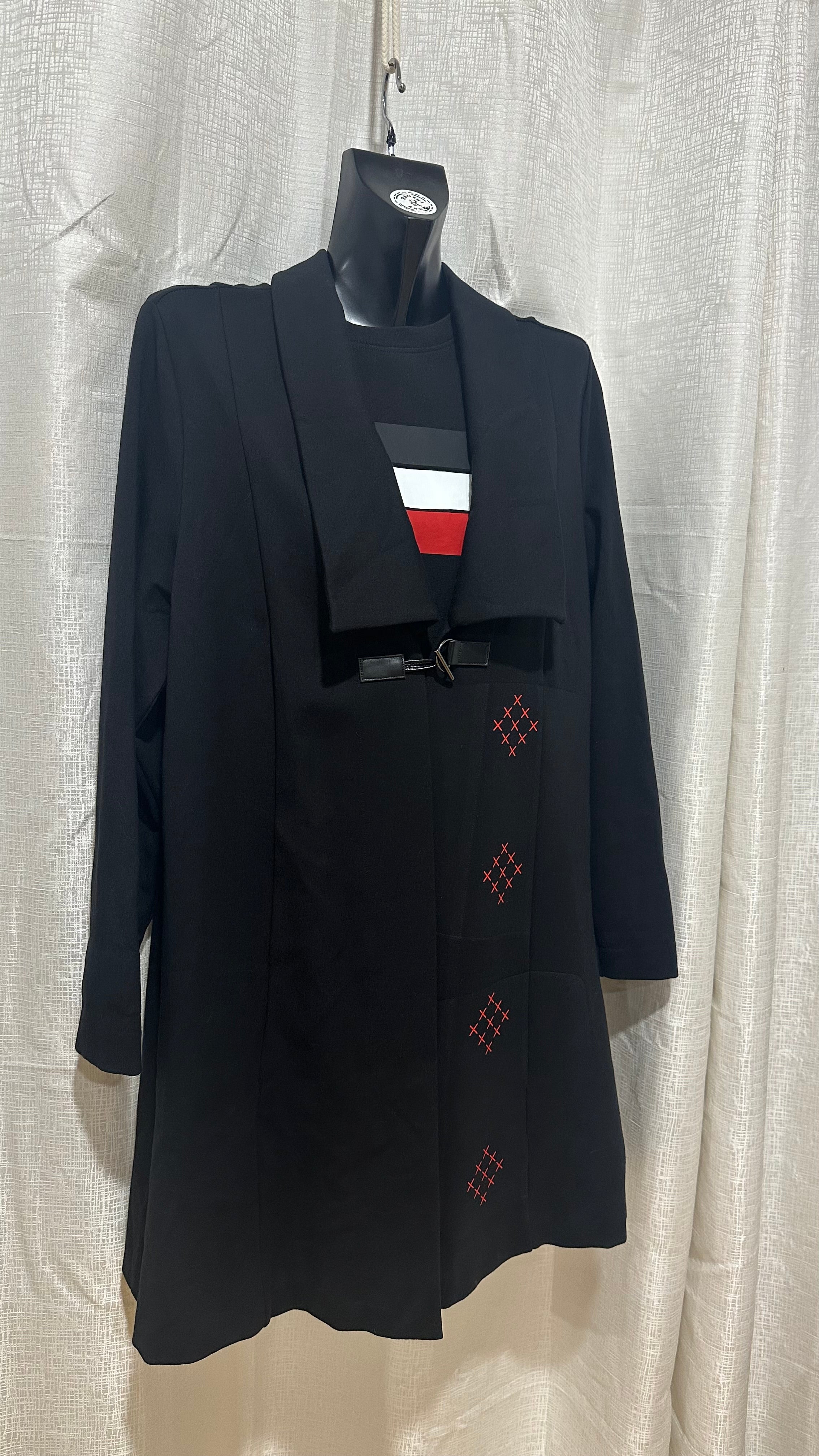 STATEMENT Coat n Black x Size 16 x