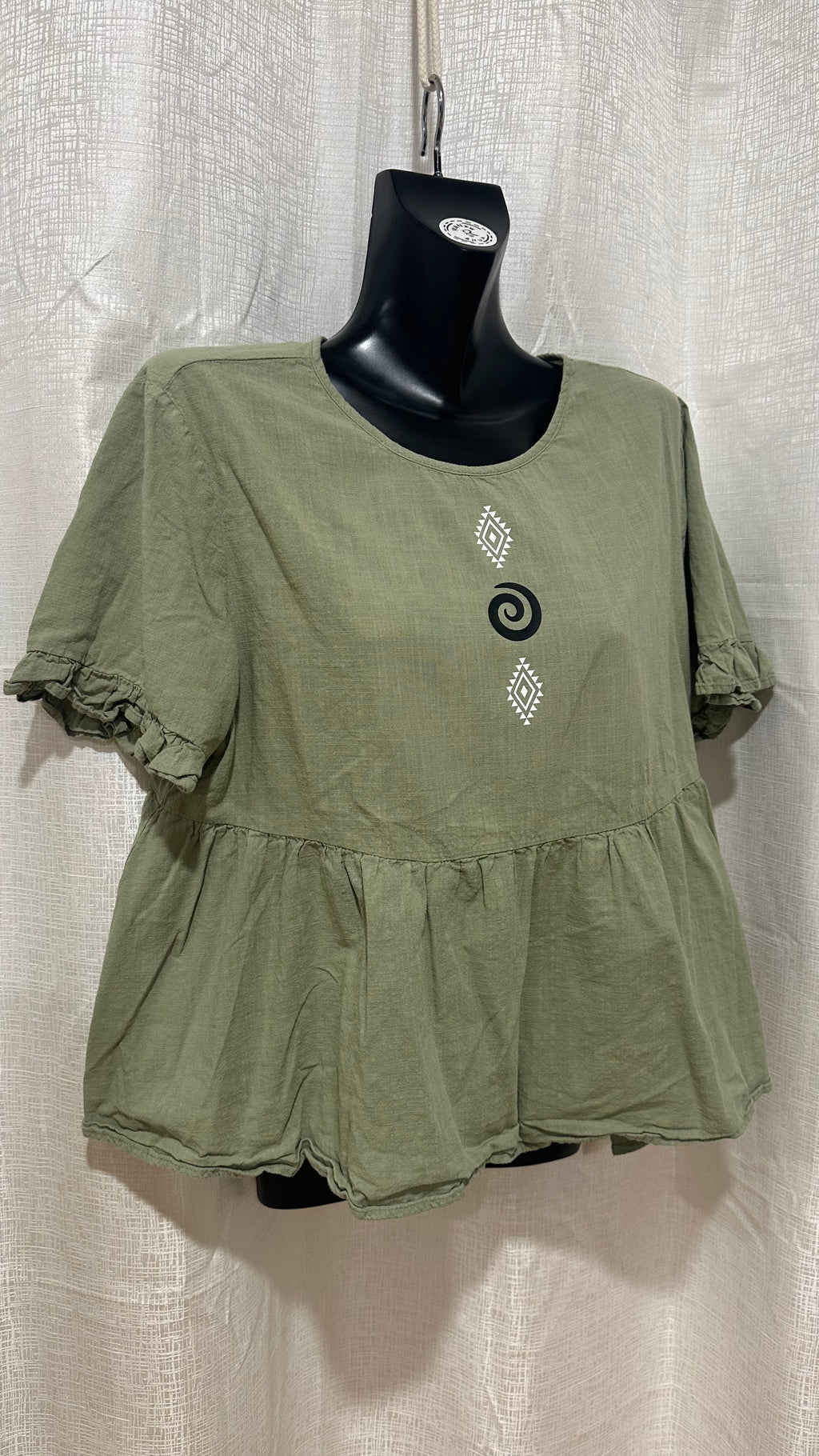 Wahine Top n Sage Green x Size 16 x