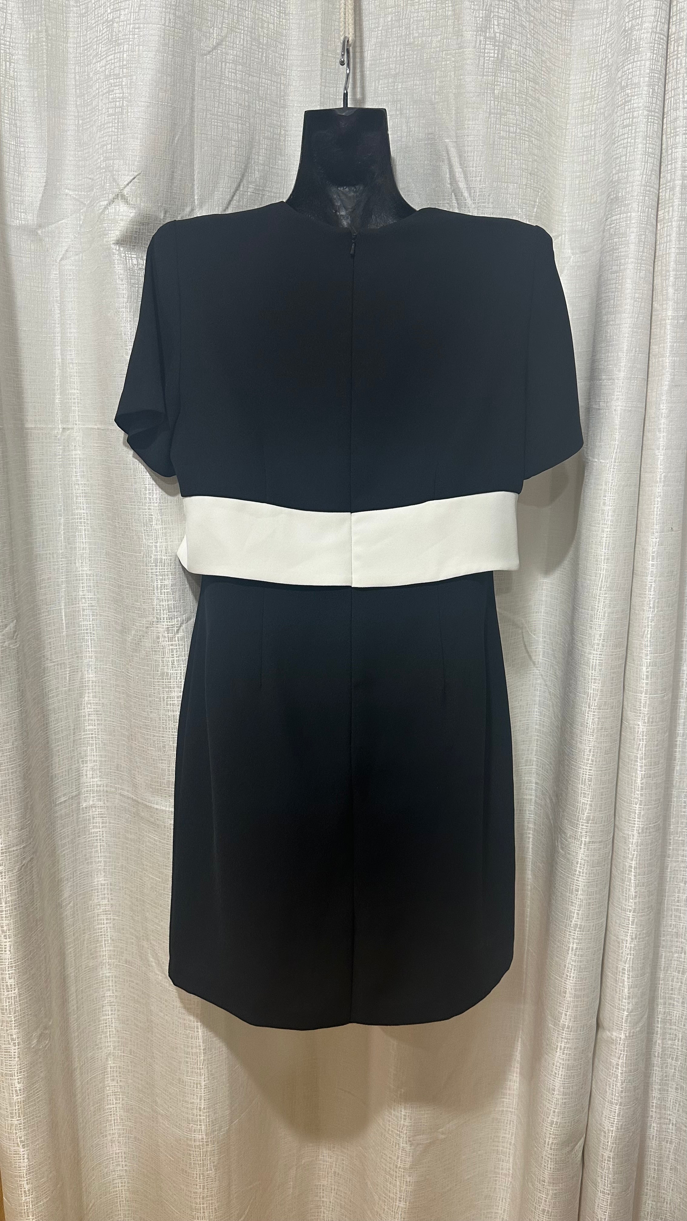 One Piece Midi Dress n Black n White x Size 12 x