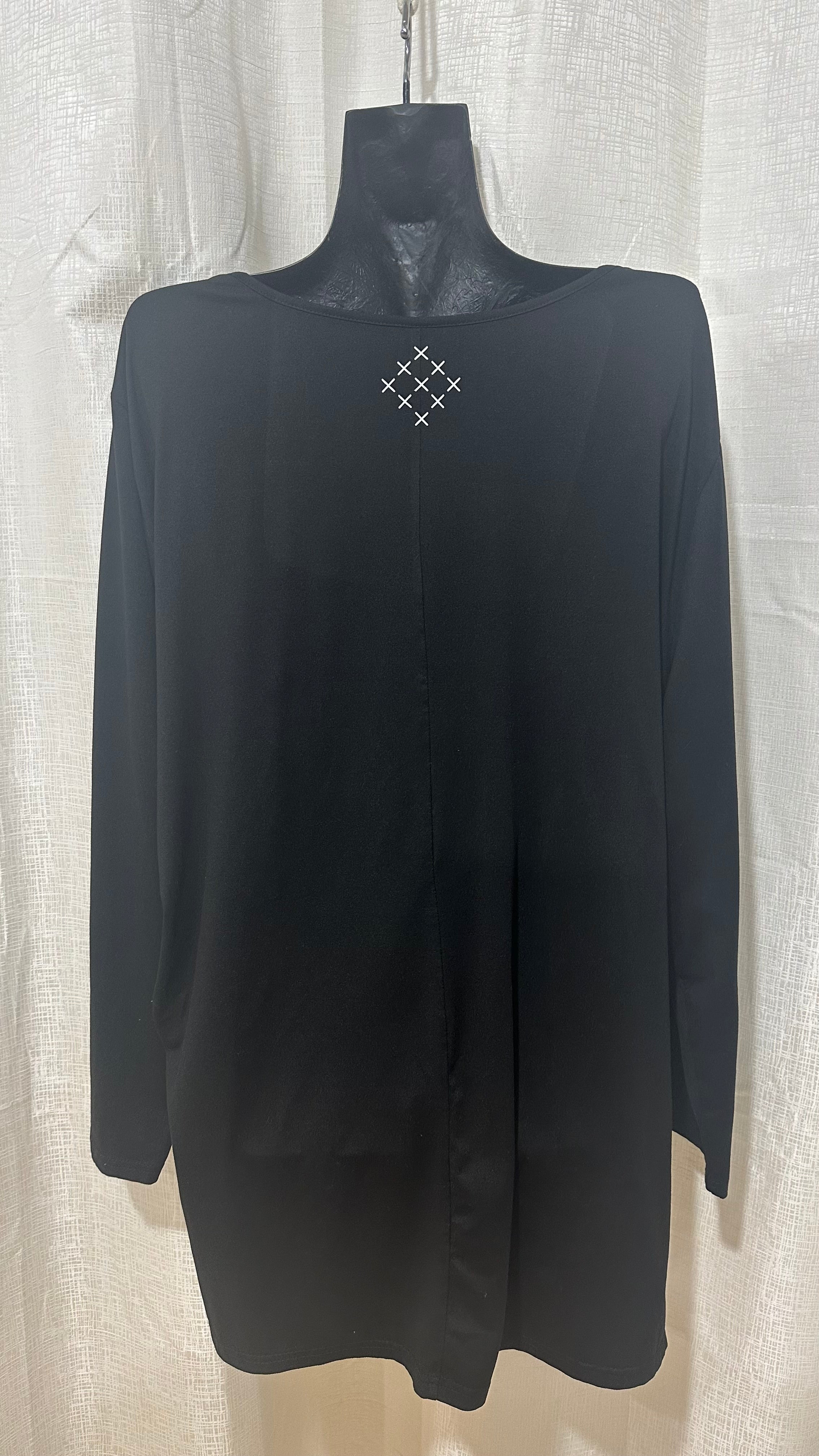 Wahine Top n Black x Size 20 x
