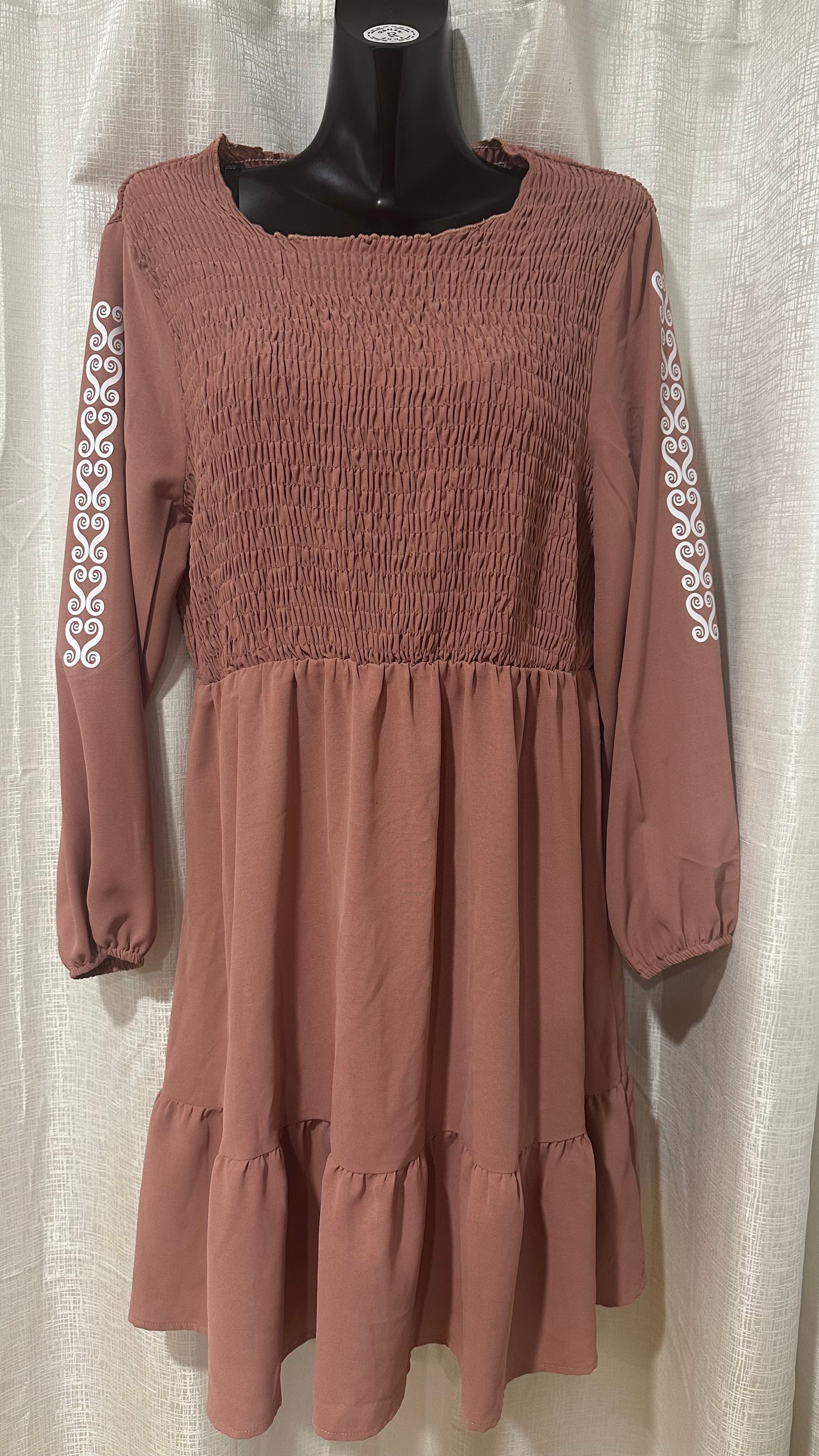 Tiered Dress in Pink x Size 16 x