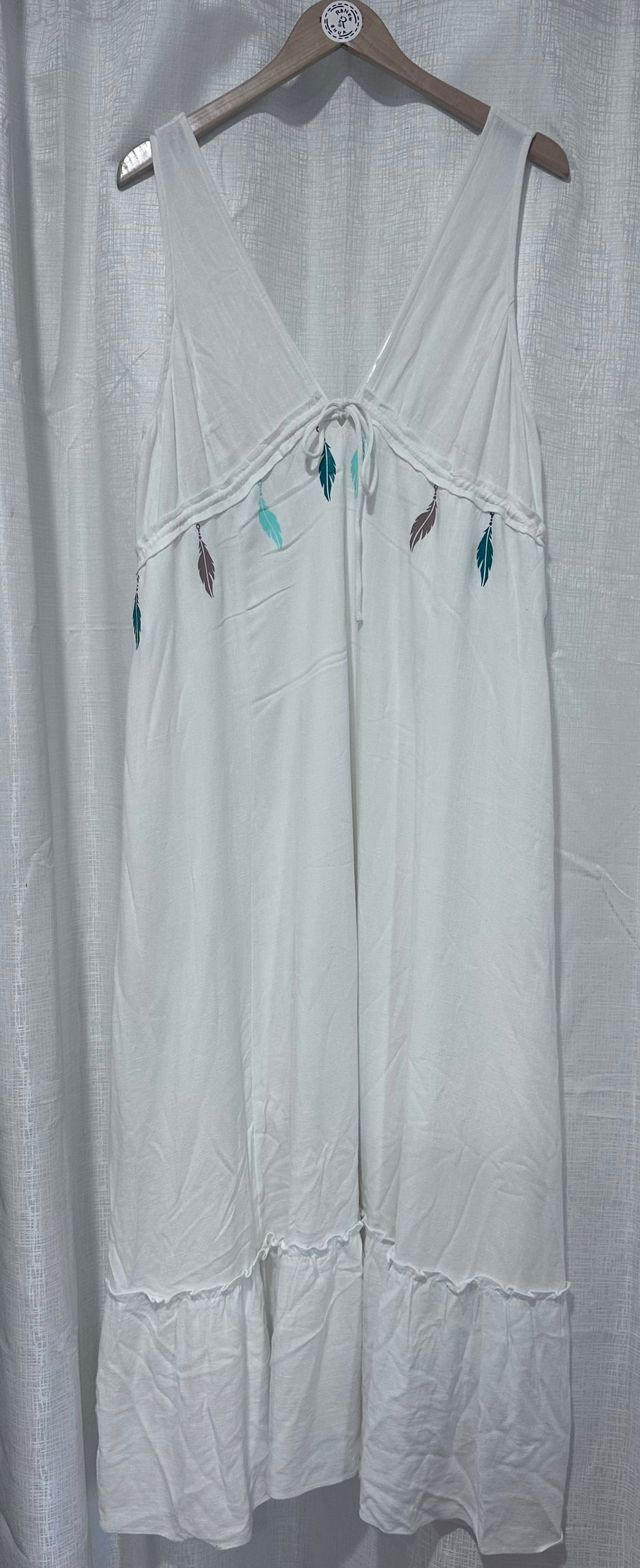 Feathers n White Maxi Dress x Size 16 x