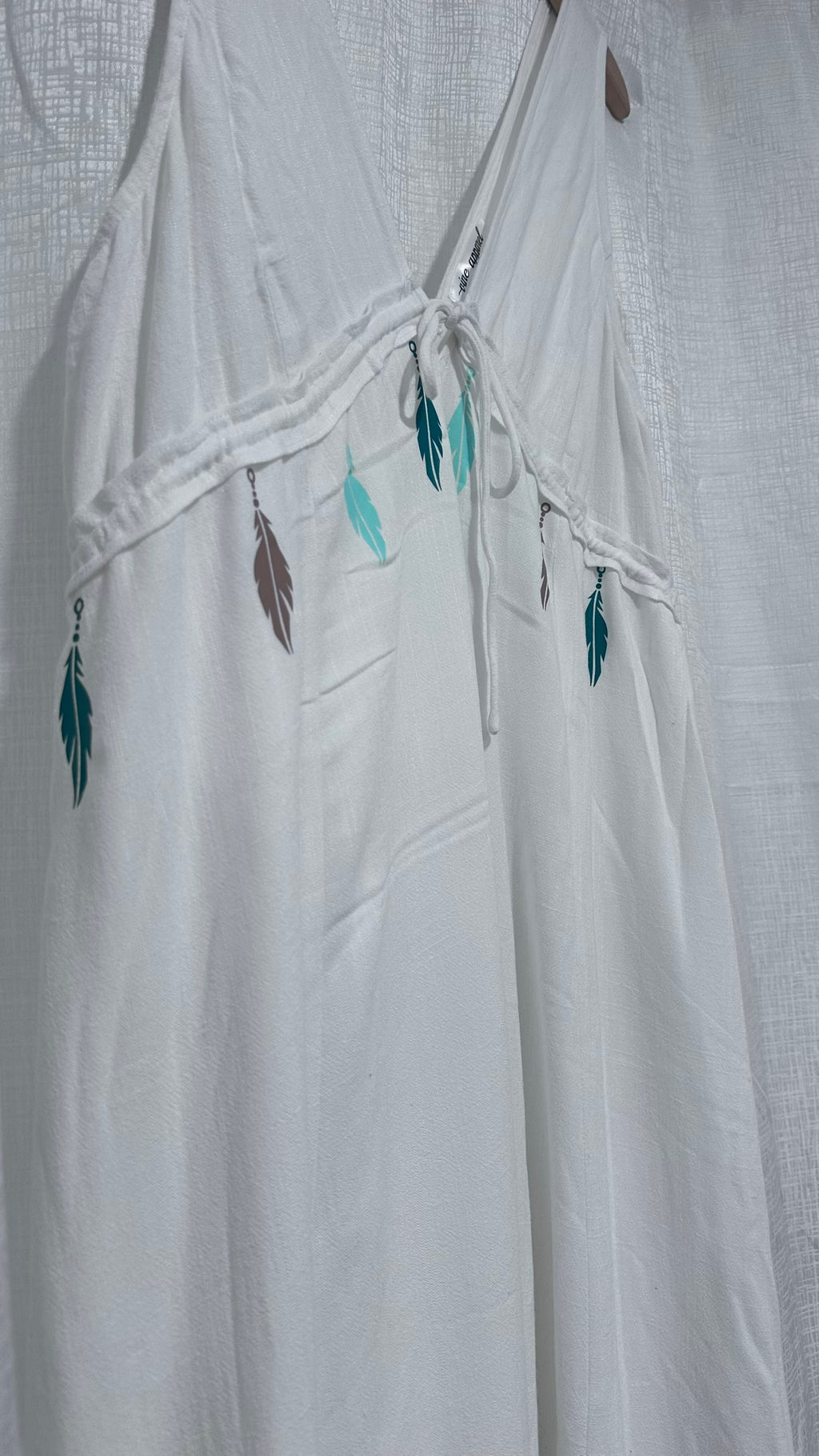 Feathers n White Maxi Dress x Size 16 x