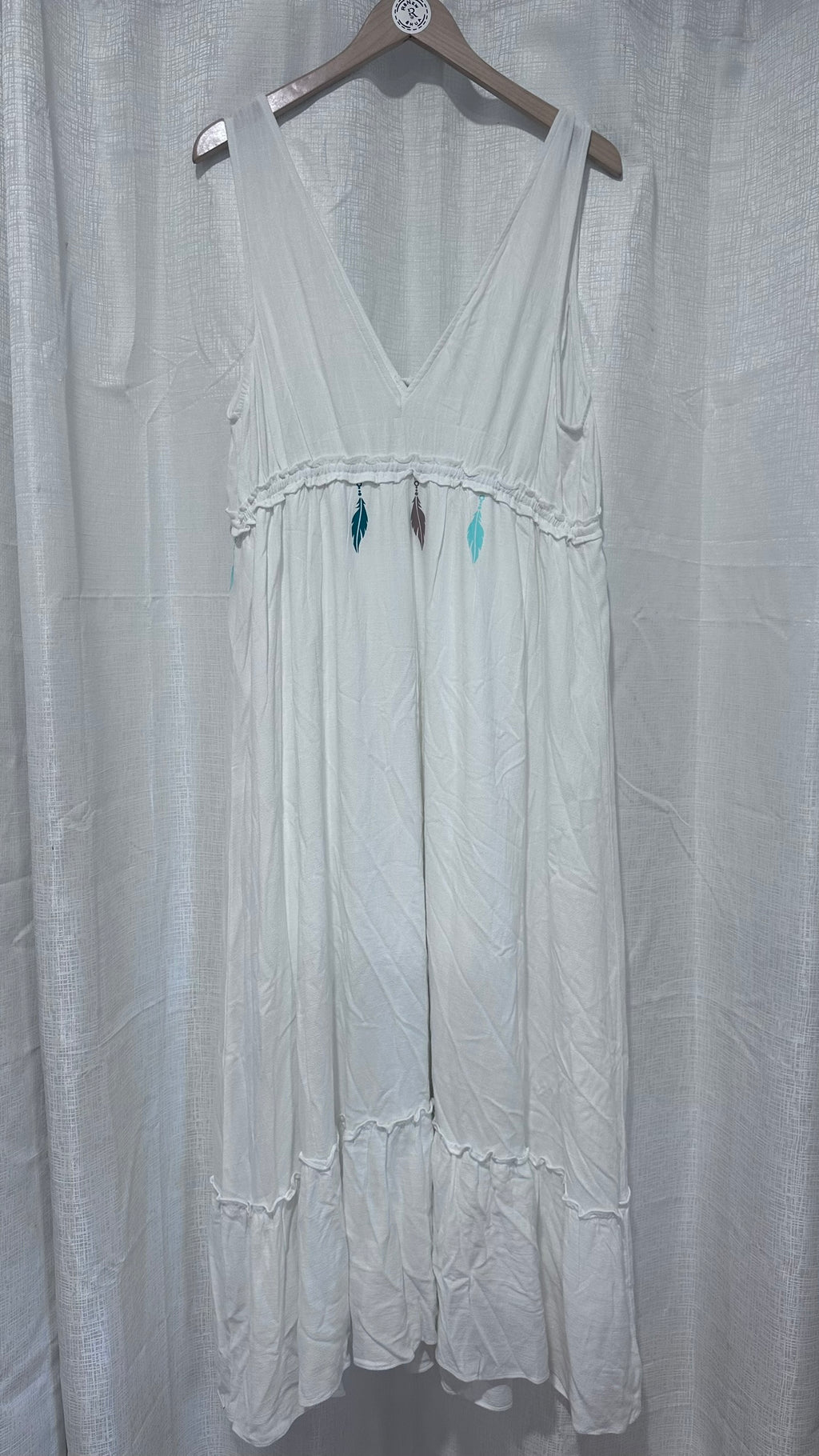 Feathers n White Maxi Dress x Size 16 x