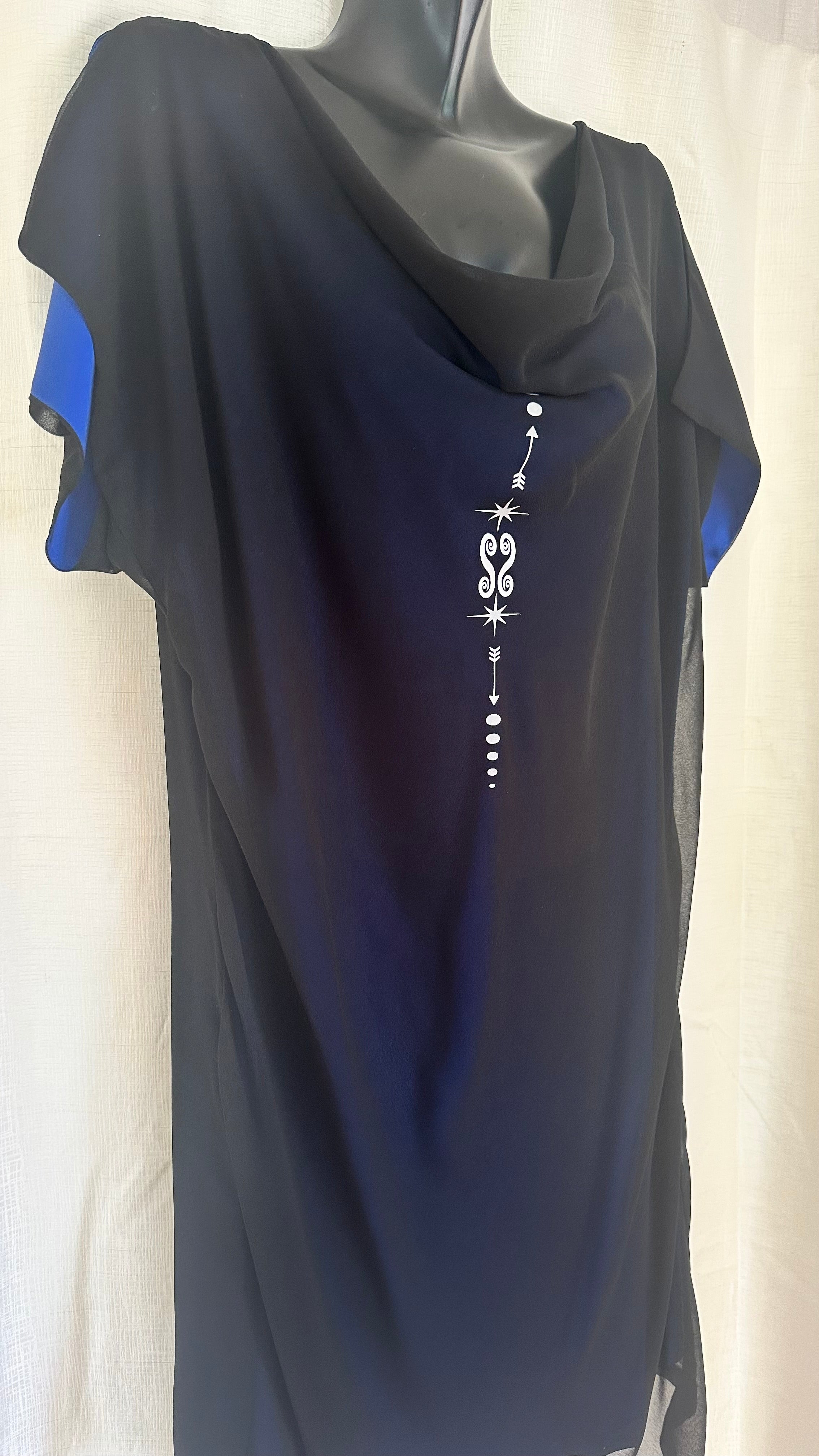 Layered in Blue Dress x Size 14 x