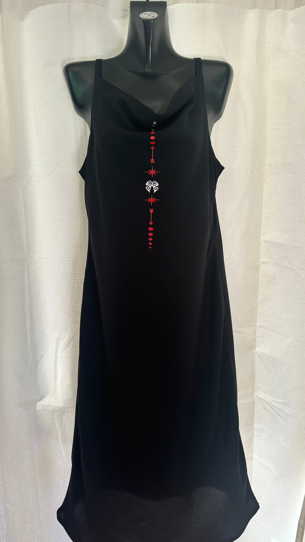 Stand out Black Dress x Size 12 x