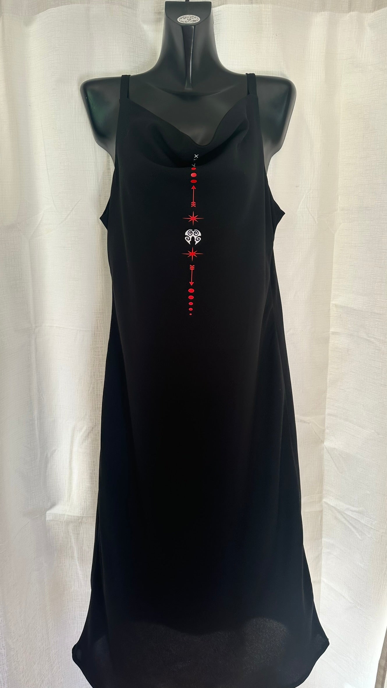 Stand out Black Dress x Size 12 x