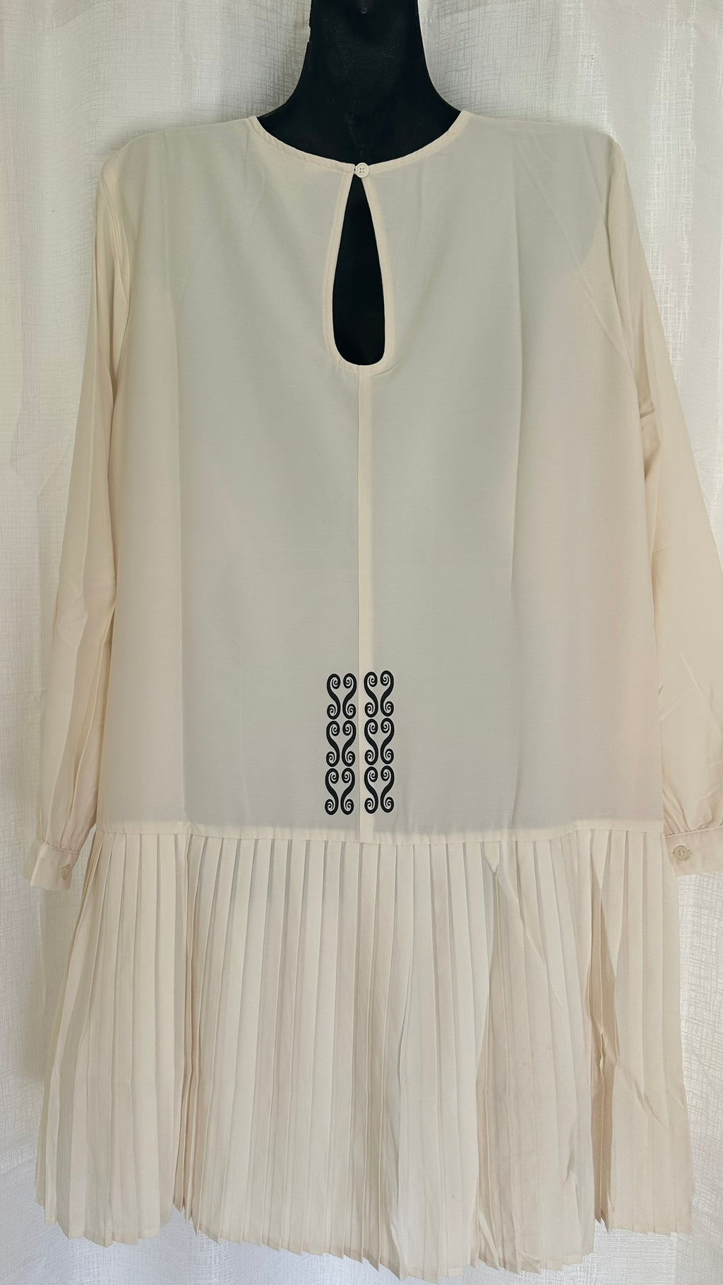 Statement Pleats Dress x Size 16 x