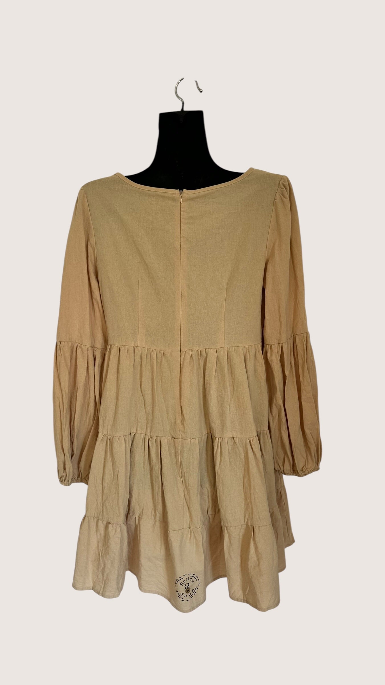 Beige Mid Tiered Dress x Size 14 x