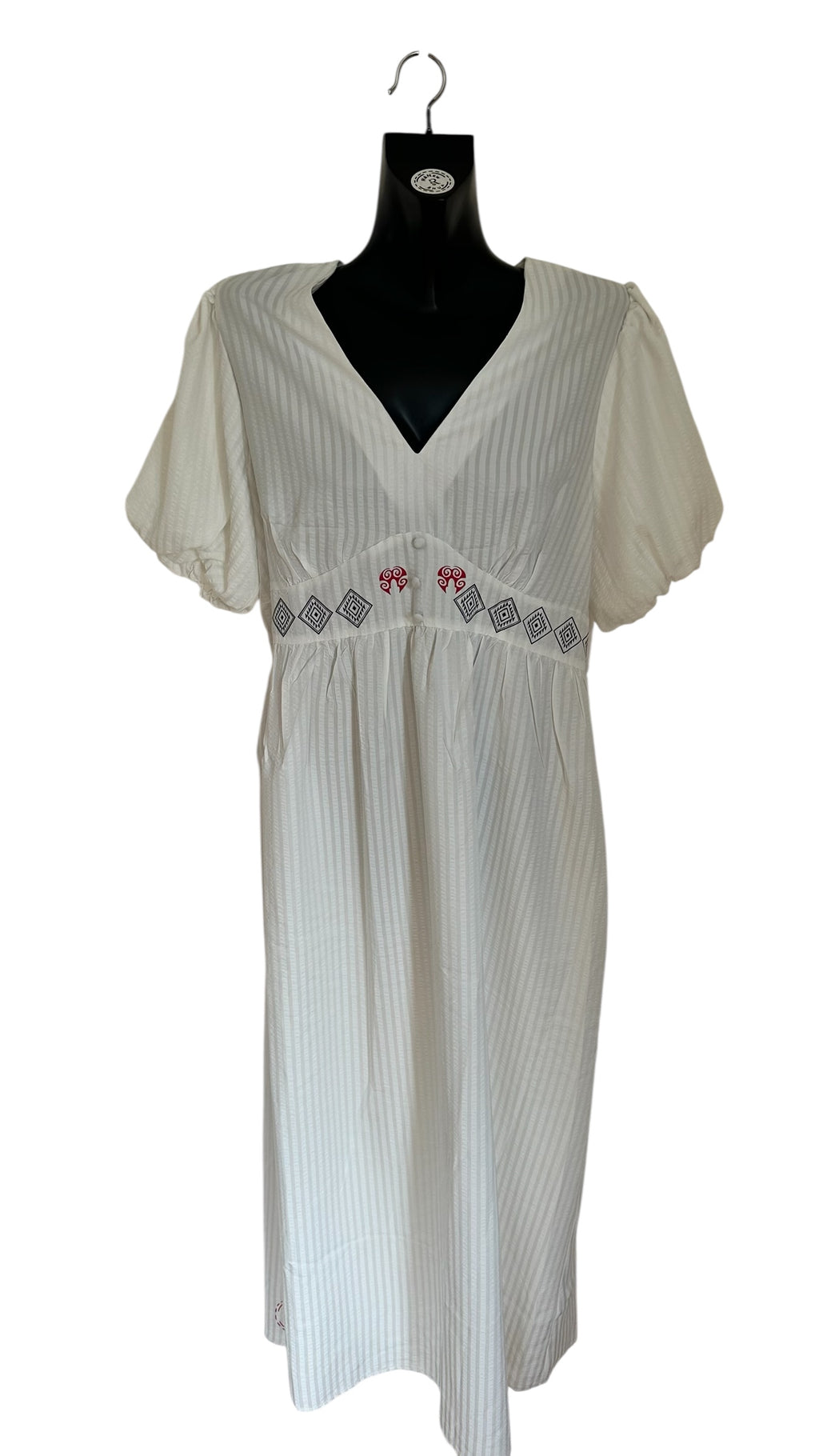 Tiered Maxi n White x Size 16 x